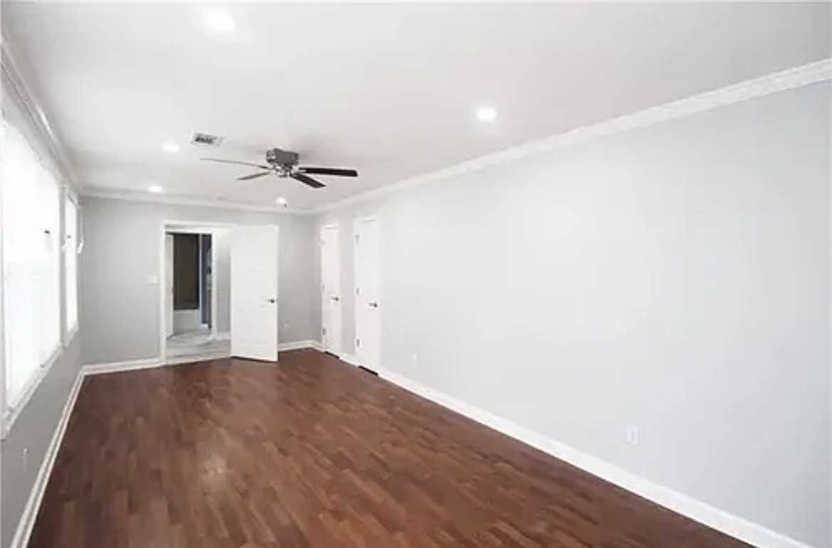 5437 Vermillion Blvd #NA - Photo 5 of 19