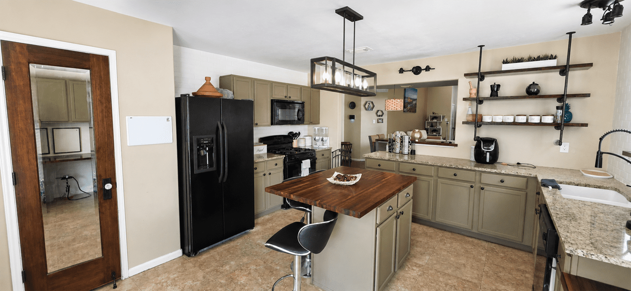 29122 Foxingham Cir #NA - Photo 2 of 22