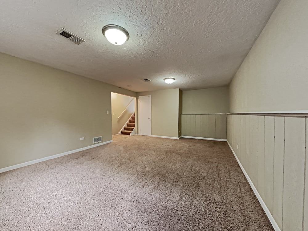 325 W Park Ave #NA - Photo 7 of 12