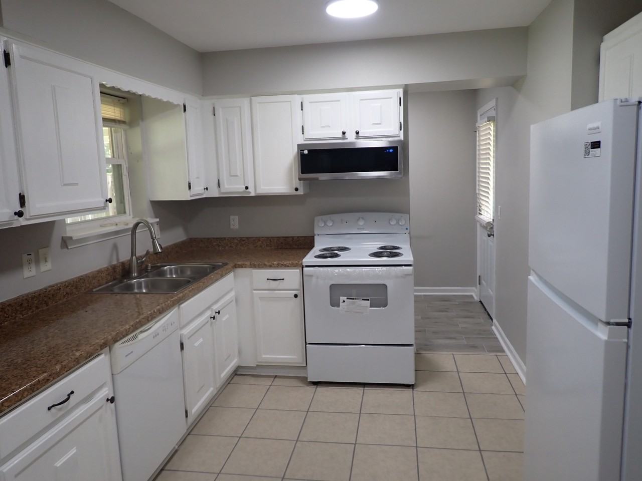 17345 Ashton Ave #NA - Photo 3 of 18