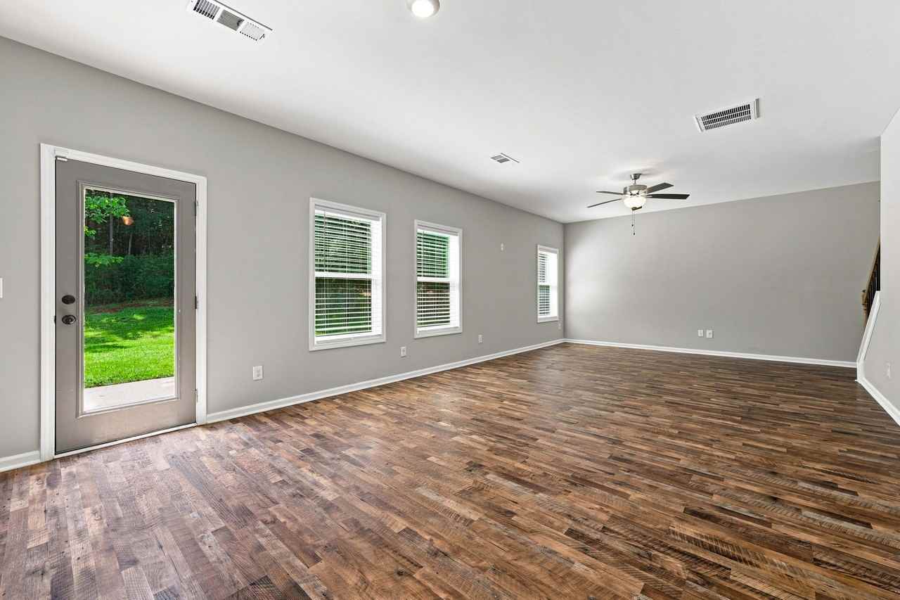 113 Richmond Dr #NA - Photo 5 of 20