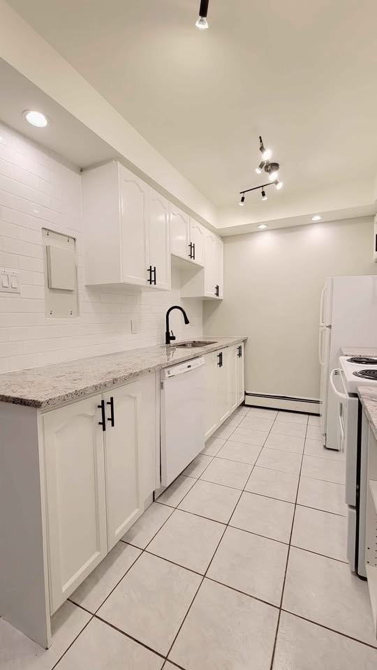 30 Summit Ave - Photo 2 of 16