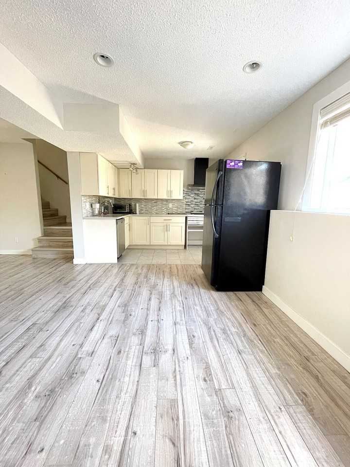 6 Panamount Sq Nw - Photo 6 of 10