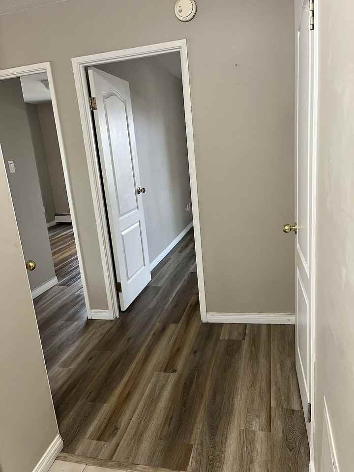 1328 - 1328 13 Ave Sw - Photo 7 of 25