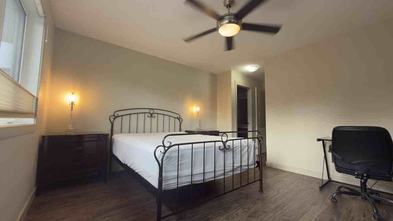 3828 Centre A St Ne - Photo 2 of 8