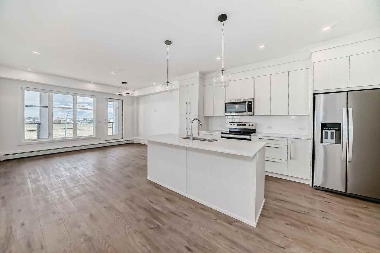 681 - 681 Savanna Boulevard Northeast - Photo 2 of 36