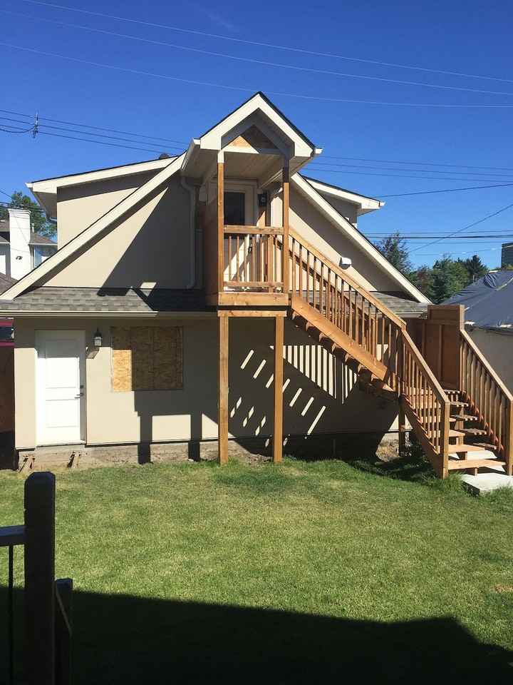 11422 77 Ave Nw - Photo 2 of 12
