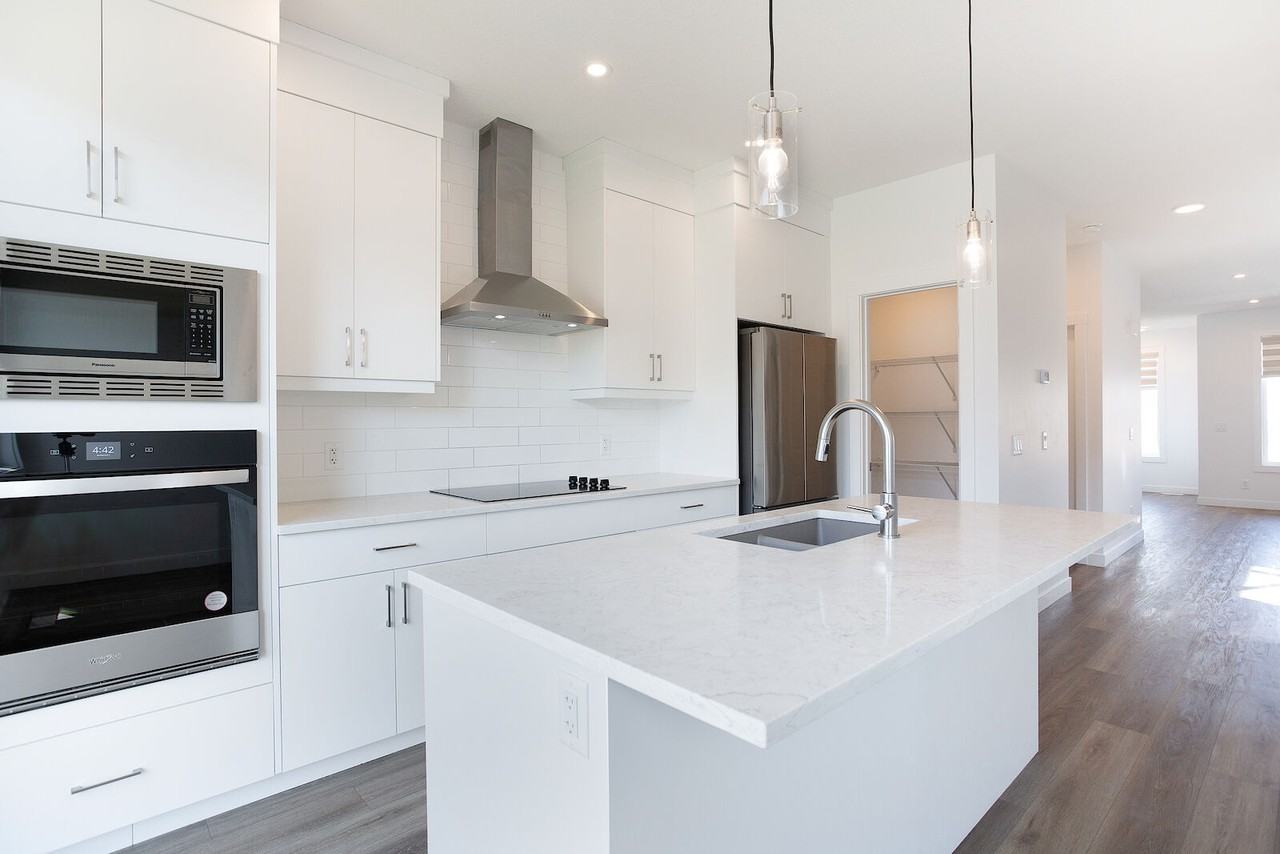 220 Herron Mews Ne - Photo 6 of 31