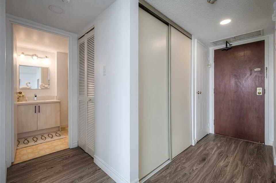 160 Apartment Building - Photo 2 of 13