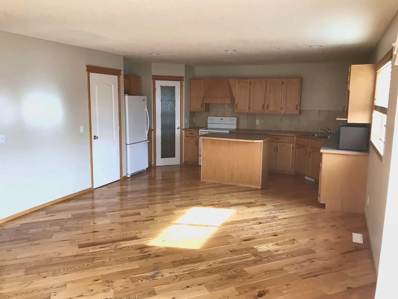 135 Tuscarora Mews Nw - Photo 5 of 11