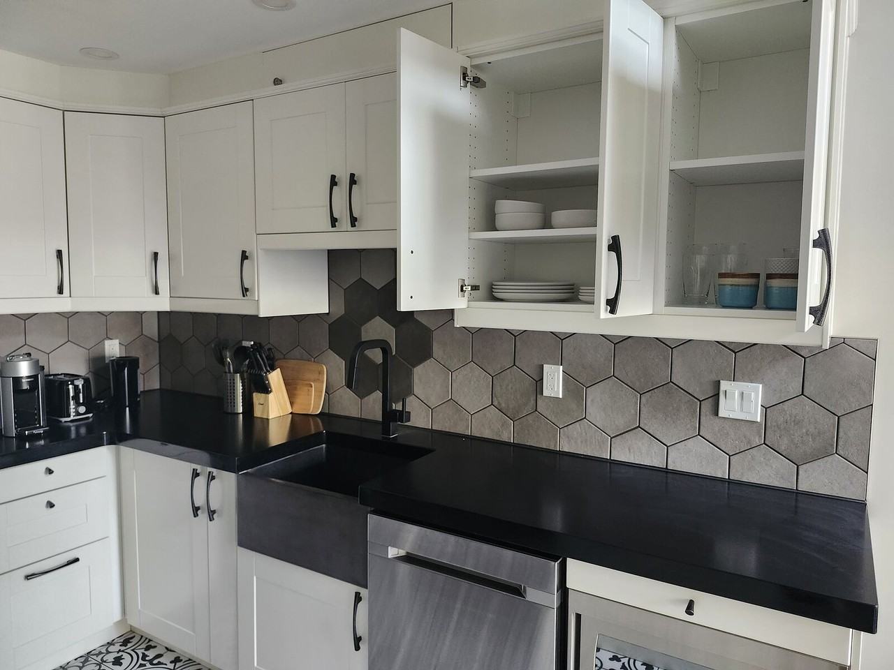 2031 34 Ave Sw - Photo 4 of 16