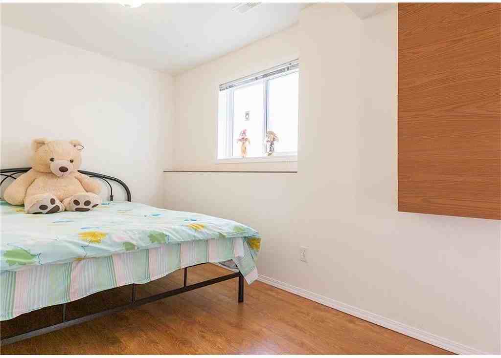271 Coventry Rd Ne - Photo 5 of 8