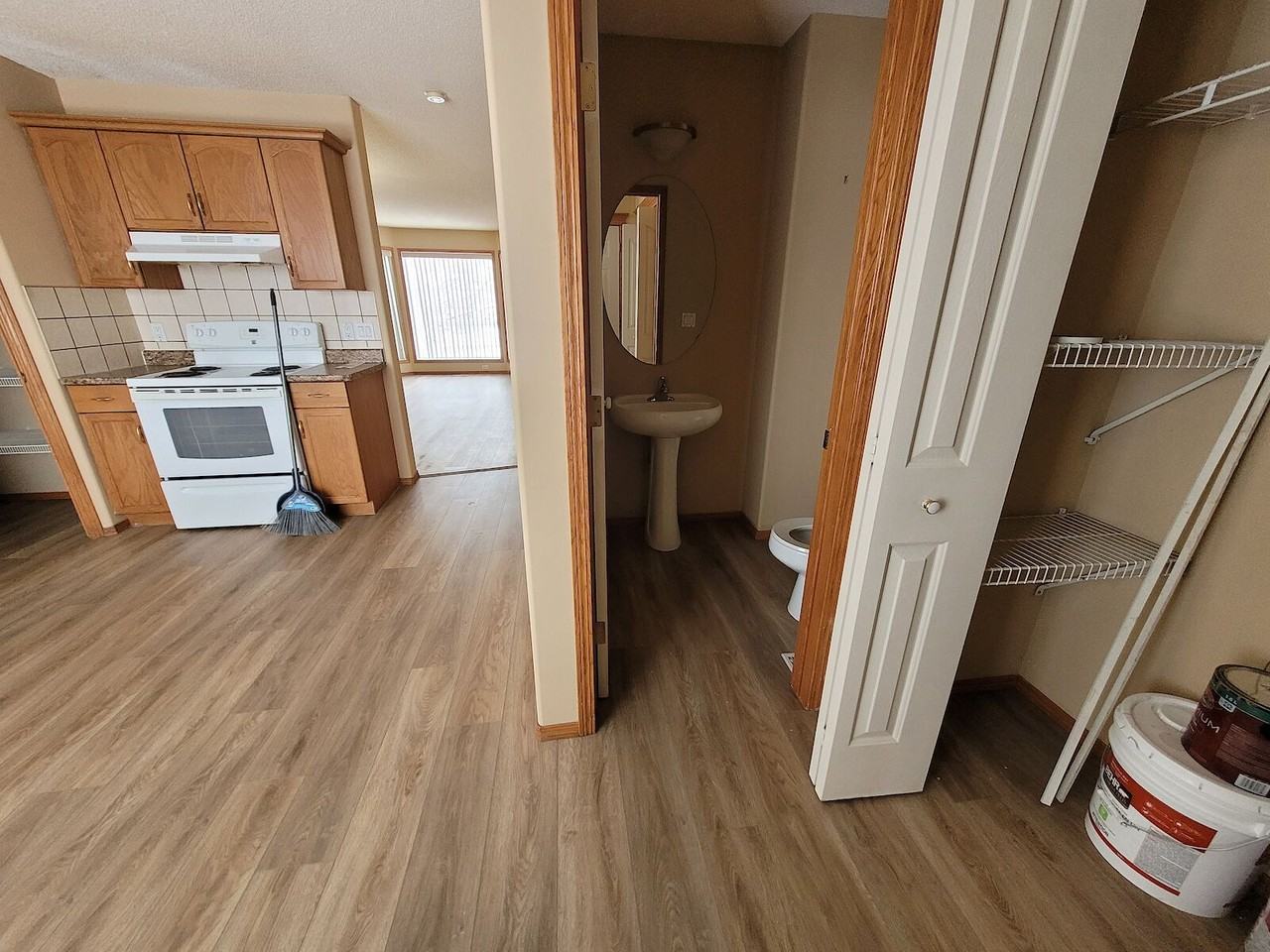 126 Evansmeade Cres Nw - Photo 5 of 21