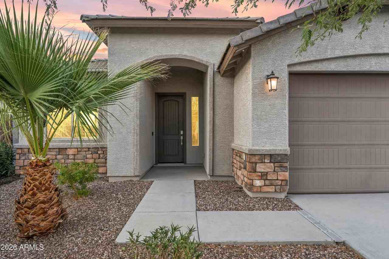 19568 W Rancho Dr - Photo 6 of 42
