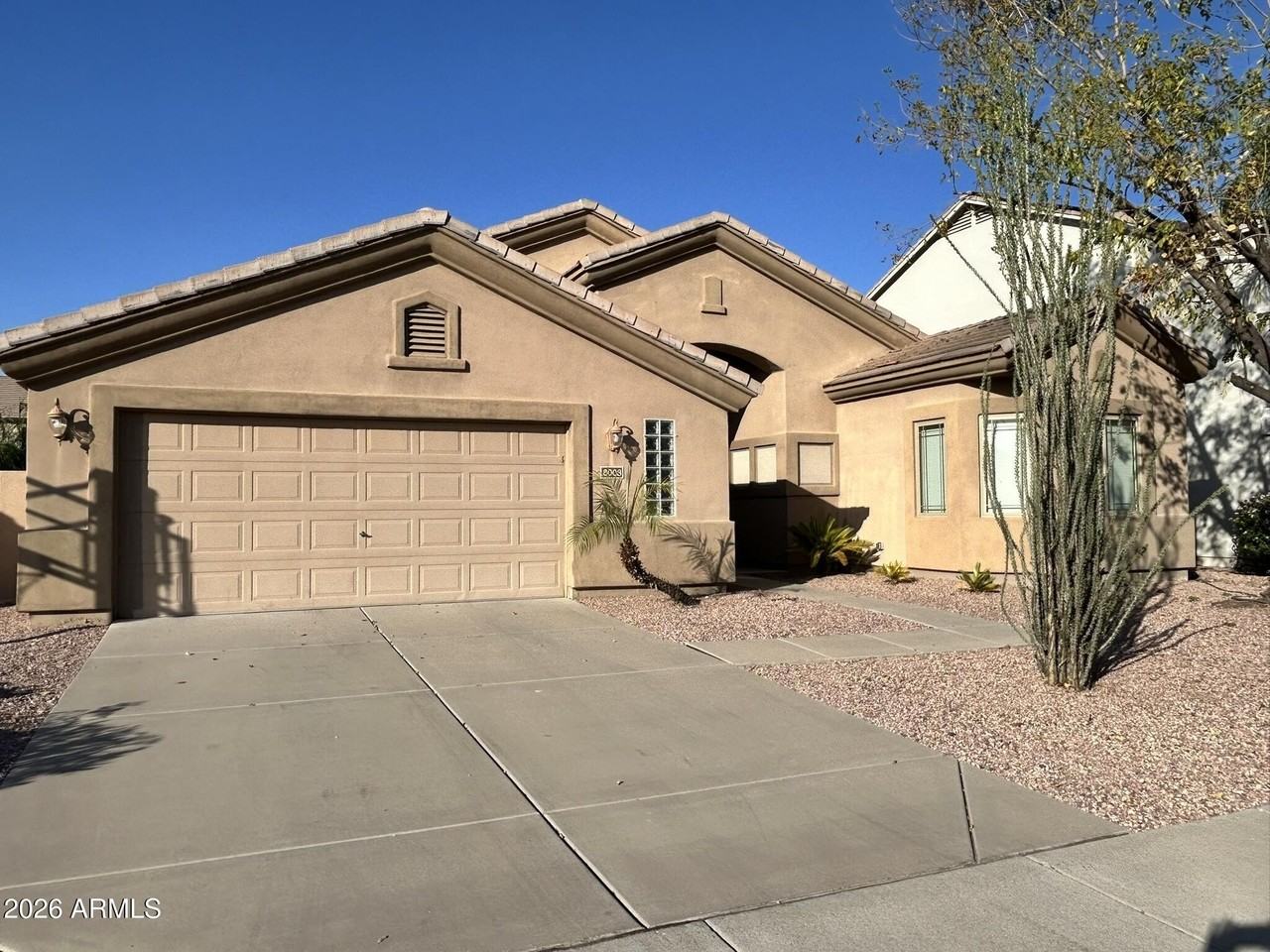 8003 W Clara Ln