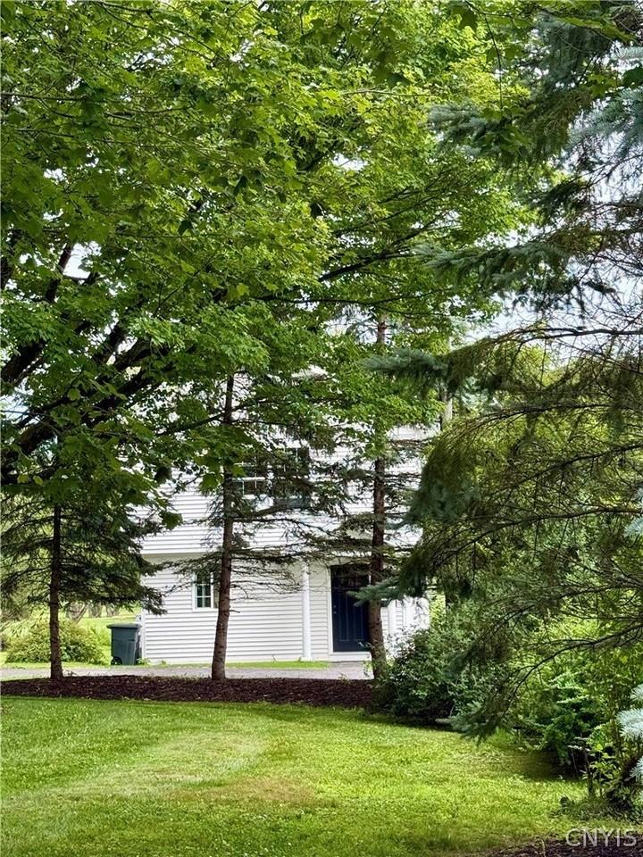 55 University Ave - Photo 2 of 21