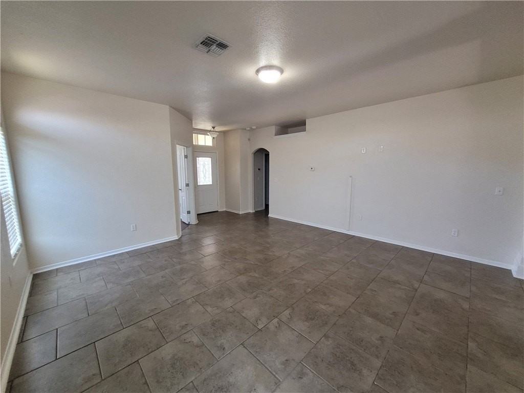 2029 Escalante Trl - Photo 3 of 18