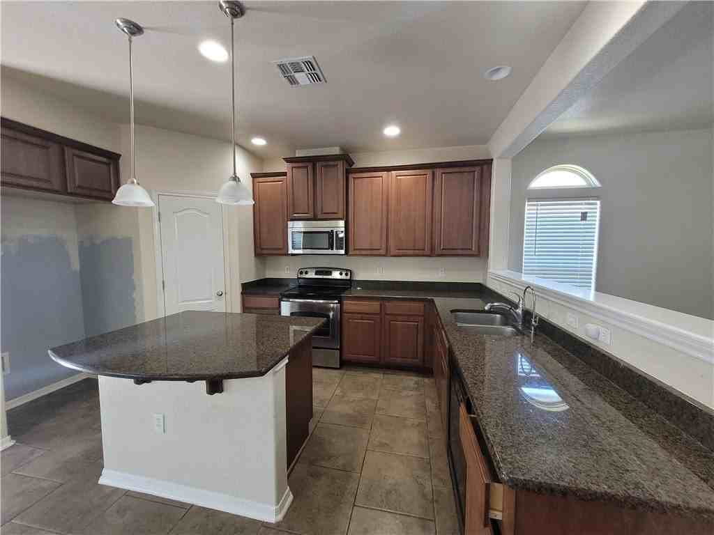 2029 Escalante Trl - Photo 7 of 18