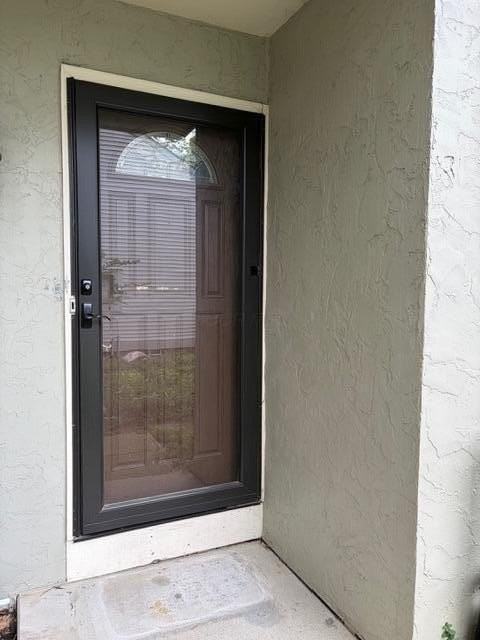 938 Bluffway Dr - Photo 3 of 40