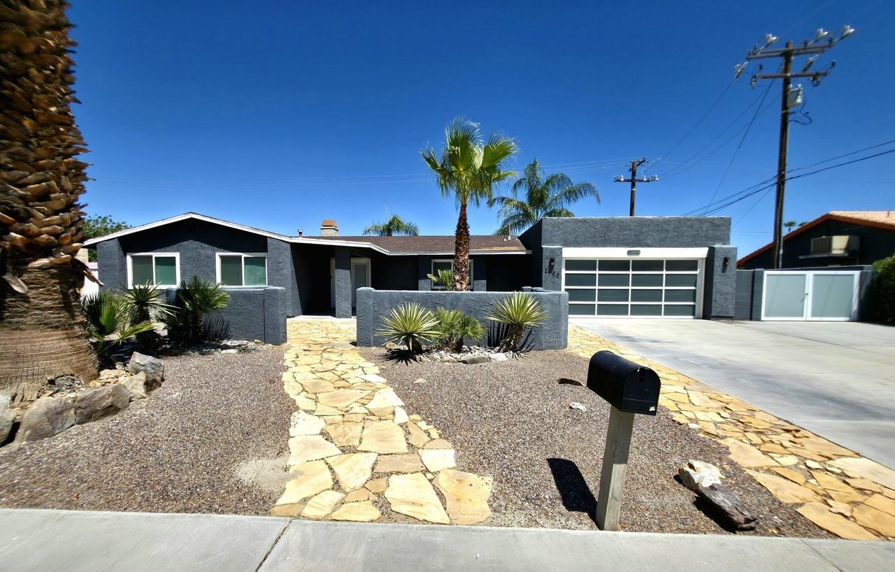 2190 N Whitewater Club Dr - Photo 2 of 21