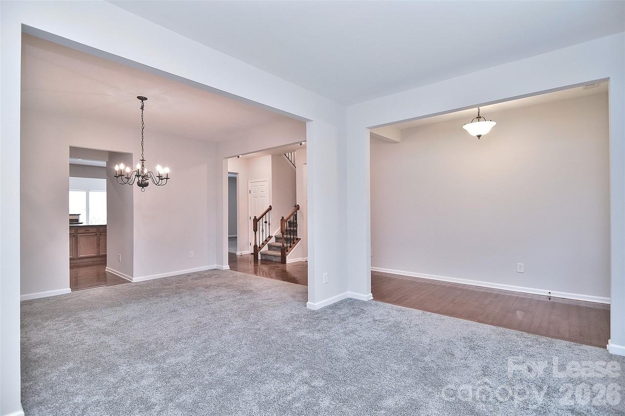 5115 Chapel Chase Ln - Photo 5 of 46