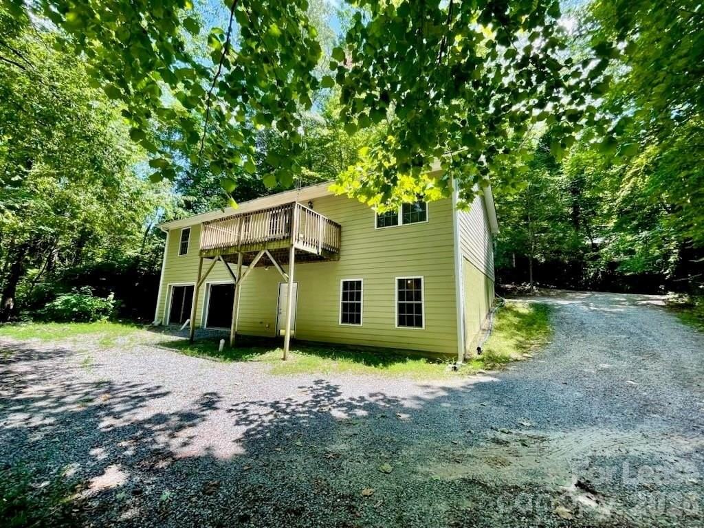 141 Center St - Photo 2 of 22