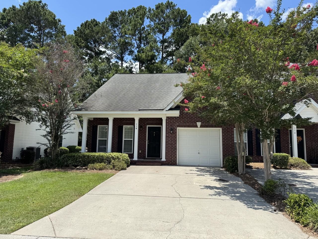 116 Venezia Ct