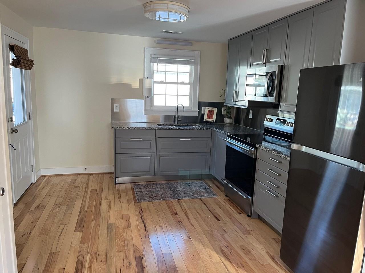 3722 Tim St - Photo 5 of 12