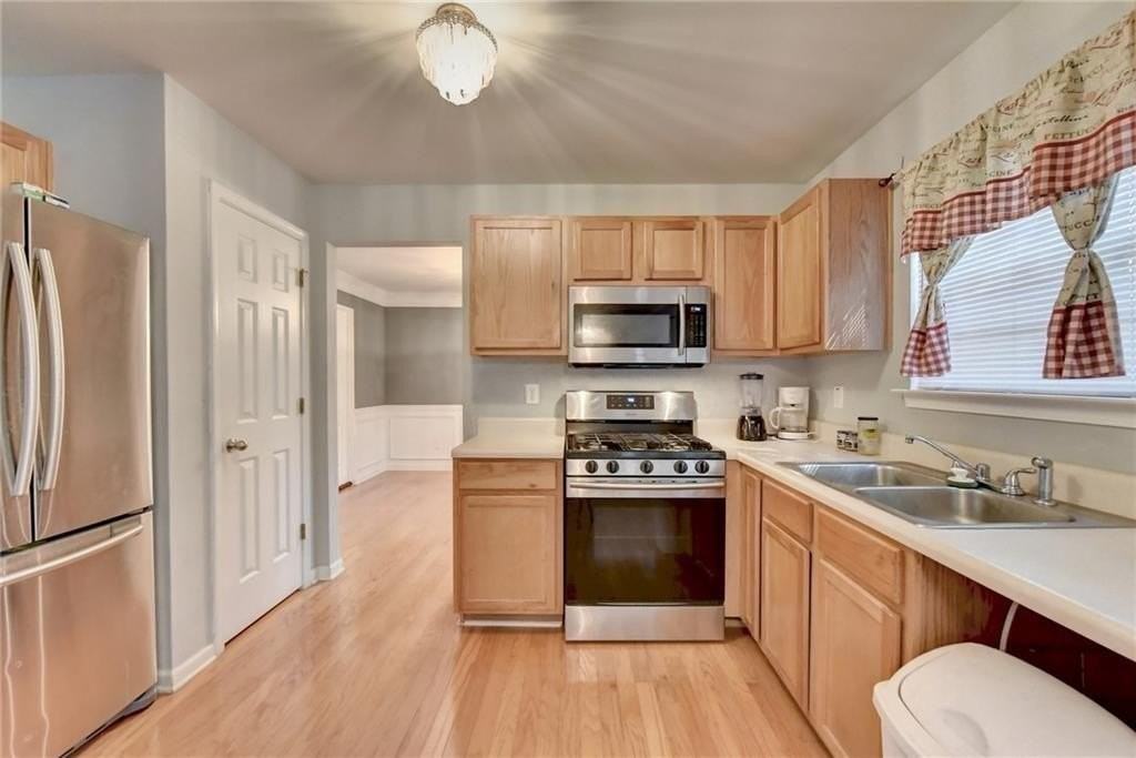 5064 Michael Jay St - Photo 6 of 25