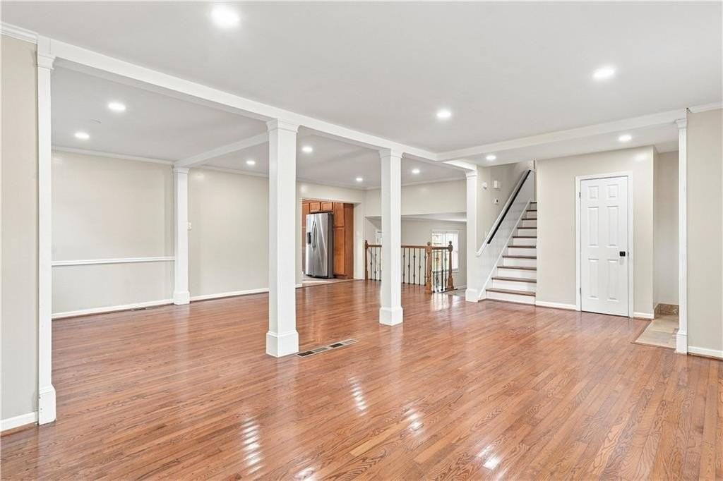 6776 Tilton Ln - Photo 4 of 30