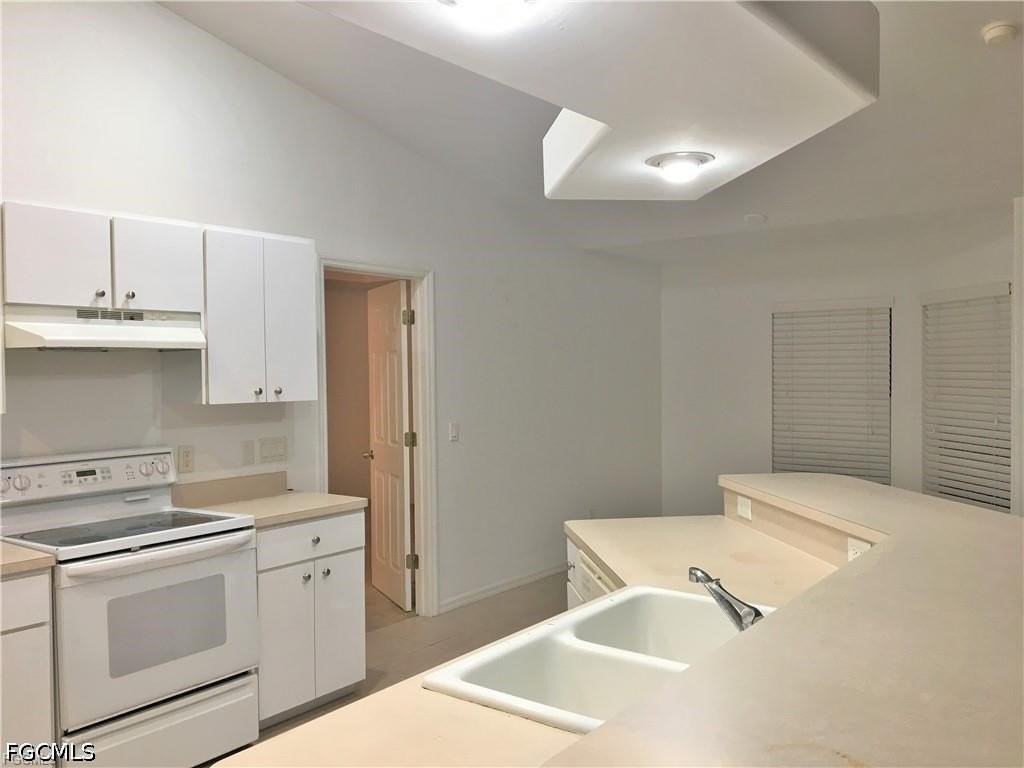 2221 Sw 8th Pl - Photo 7 of 21