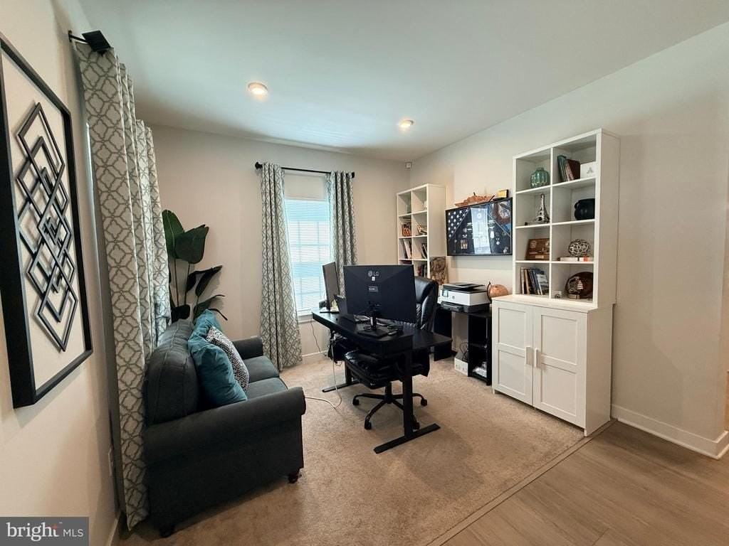 99 Weston Dr - Photo 3 of 47