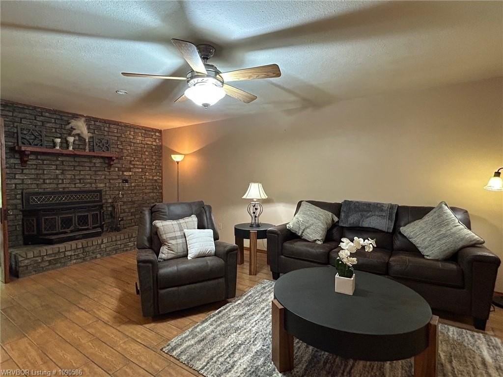 17793 Orchard Ln - Photo 3 of 18