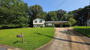 featured image of 912 Curry Cir Se