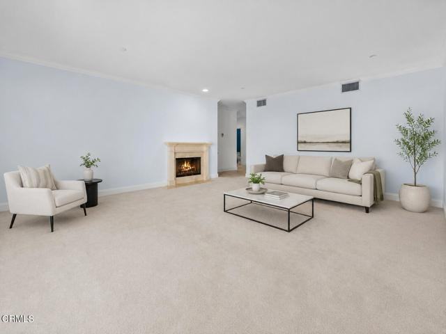 1830 Pelham Ave #301 - Photo 2 of 8