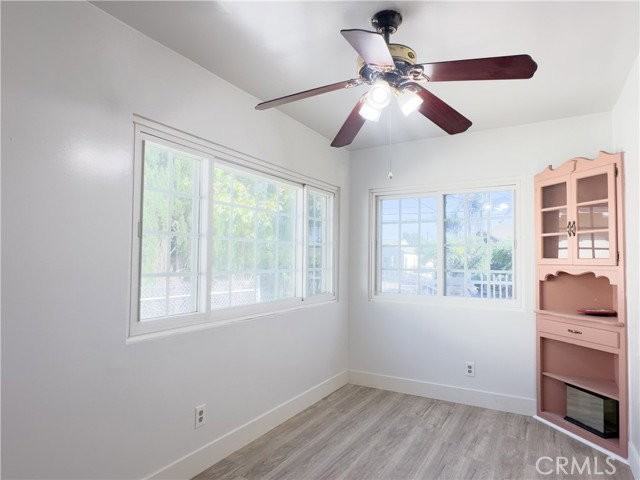 335 W Hillcrest Blvd - Photo 7 of 7