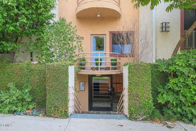 1670 Malcolm Ave #103