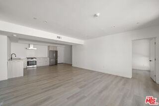 3755 S Canfield Ave #301 - Photo 5 of 8