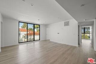 3755 S Canfield Ave #301 - Photo 7 of 8