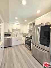 10976 1/2 National Blvd - Photo 6 of 8