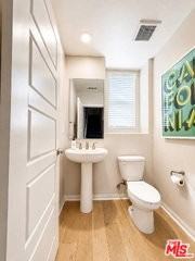 751 Daniel Freeman Cir - Photo 6 of 8