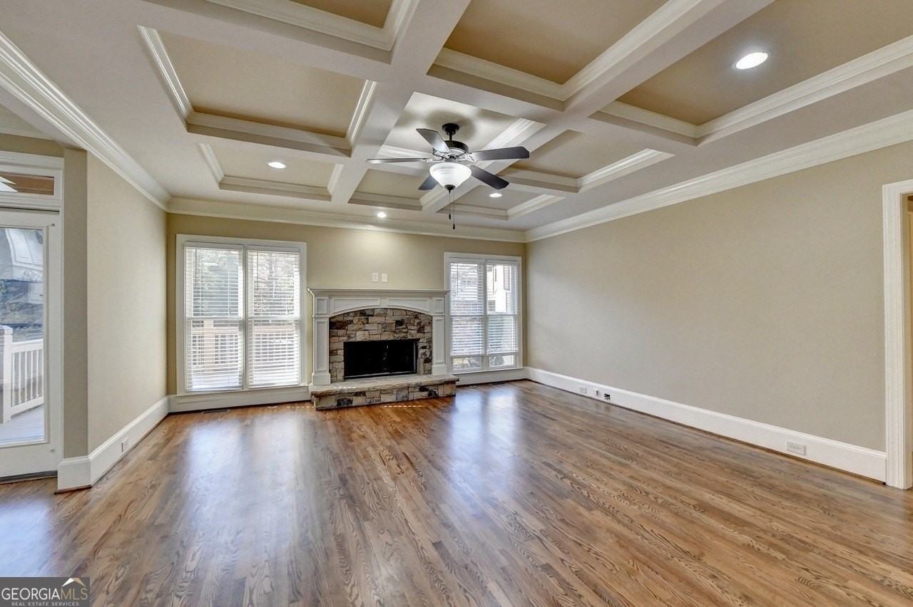 11636 Parkside Ave - Photo 5 of 37