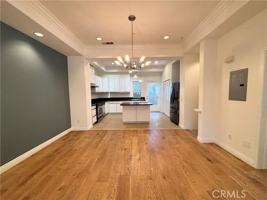 featured image of 441 N Los Robles Ave #16
