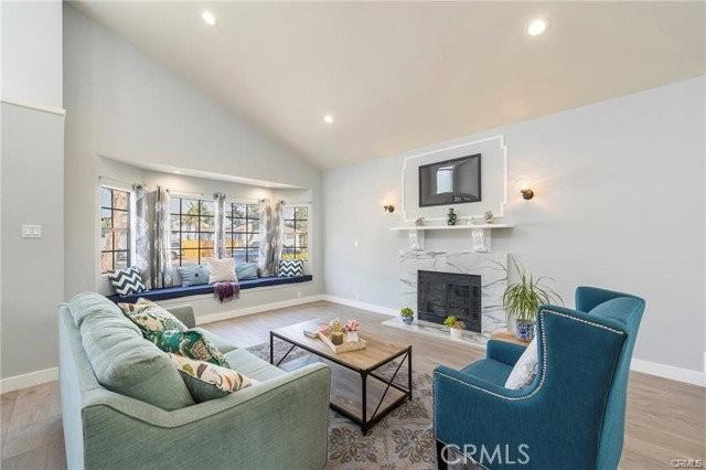 5130 Carmelynn St - Photo 3 of 8