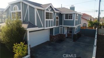 featured image of 2219 Gates Ave