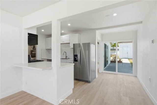 1700 Voorhees Ave - Photo 5 of 8