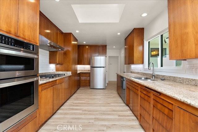 312 Avenida Atezada - Photo 7 of 8