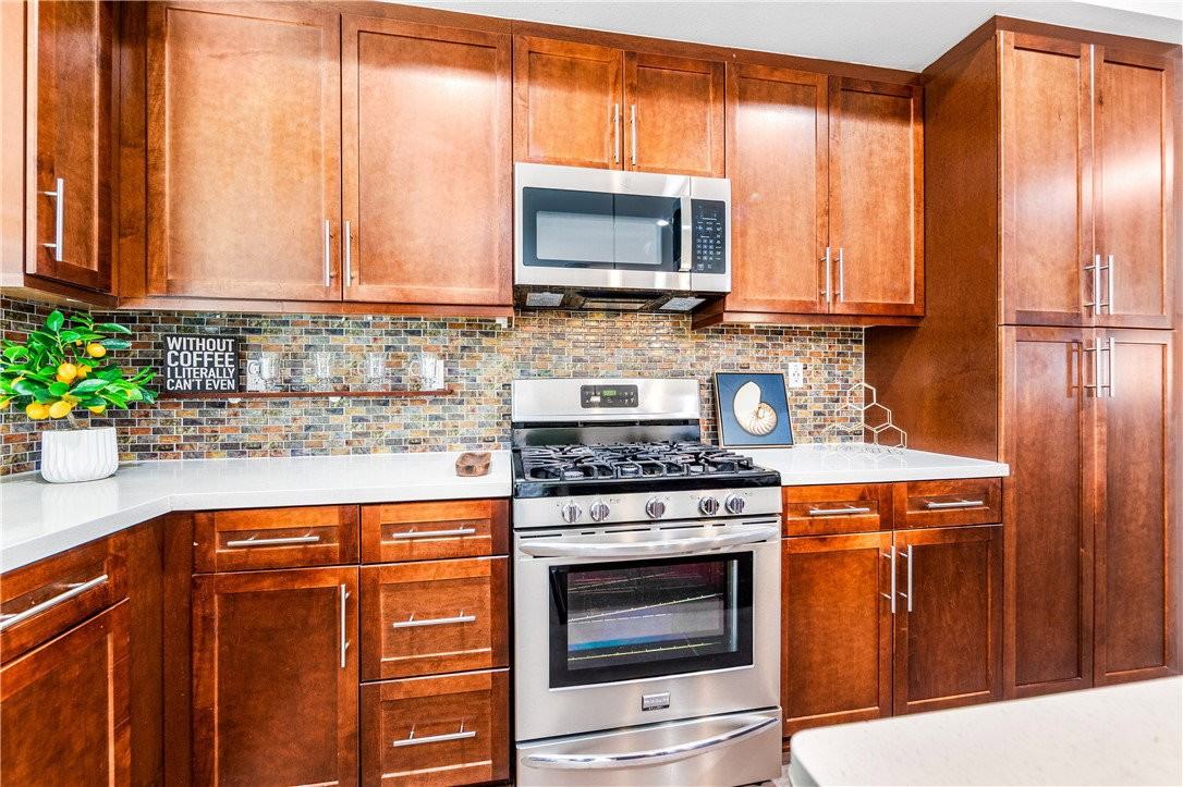 664 Colorado Cir - Photo 2 of 8