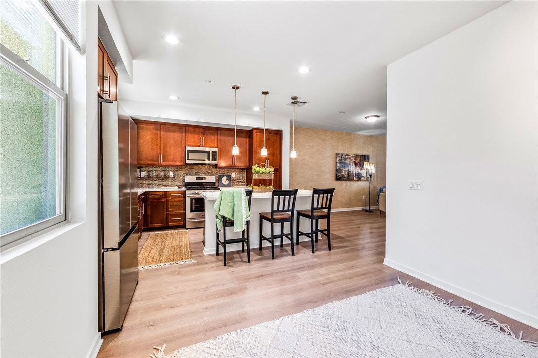 664 Colorado Cir - Photo 5 of 8