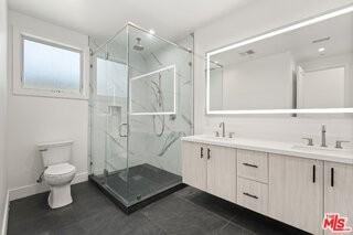 730 Indiana Ave - Photo 6 of 8